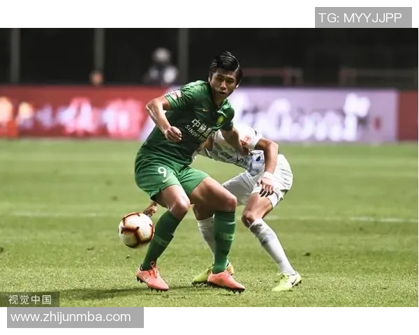 北京国安延庆足球明星助力青少年足球发展展现体育精神与团队合作魅力